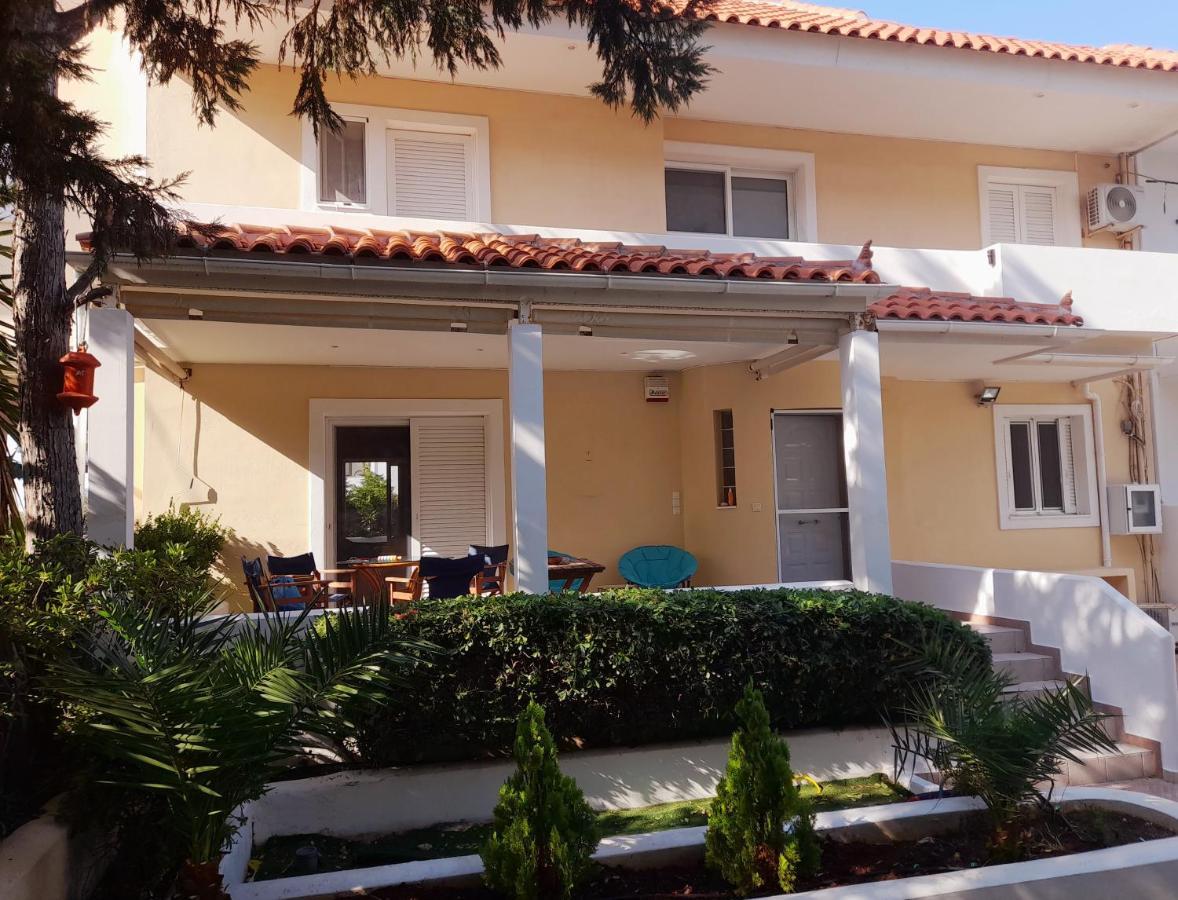 Villa Seabreeze Loutráki Exteriör bild