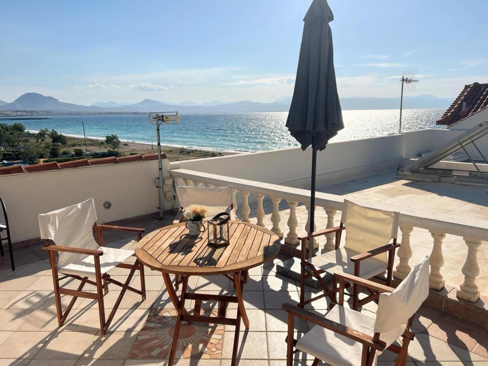 Villa Seabreeze Loutráki Exteriör bild